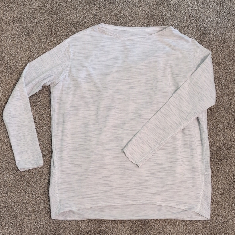Lululemon Light Gray Top